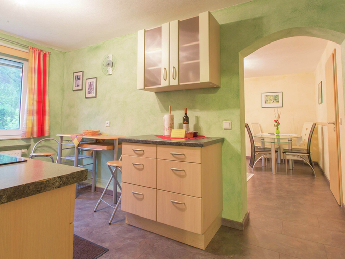 Others 5, Waxweiler Flat Near City Center, Eifelkreis Bitburg-Prüm