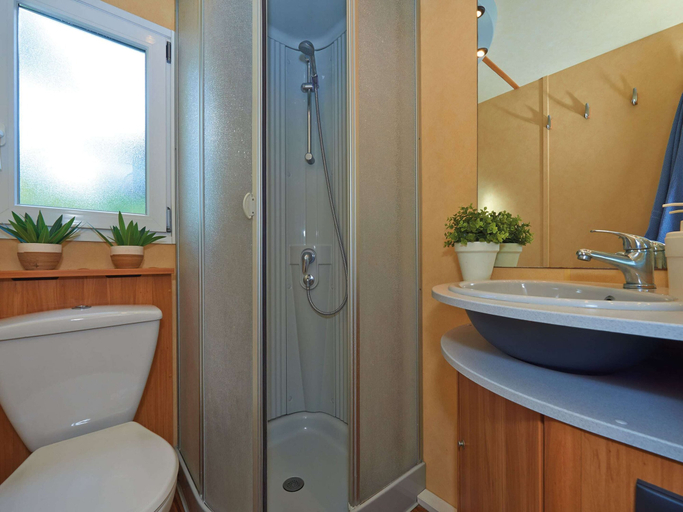 Bathroom, Shaded Retreat by the Beach, Caserta