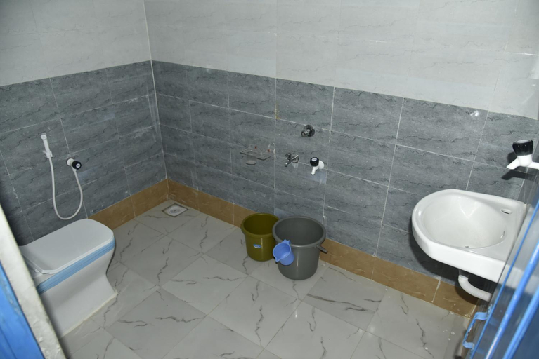 Bathroom 3, Rann Kutch Resort, Kachchh