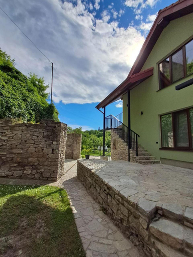 Others 4, Гостьовии дім Білии Пацюк, Kamianets'-Podil's'ka