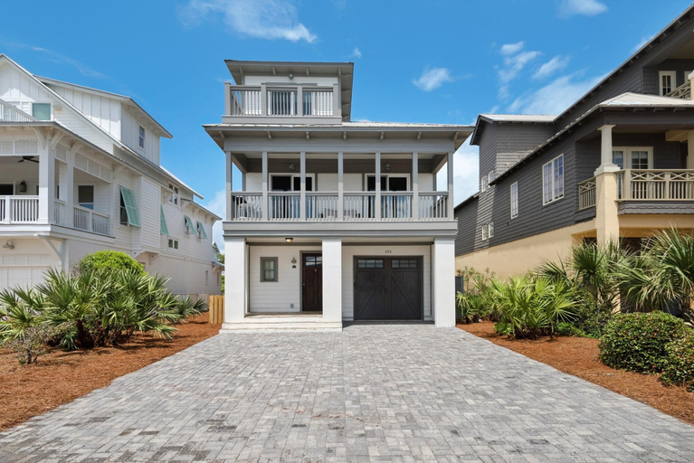 Exterior & Views 2, Churchill Dunes, Walton