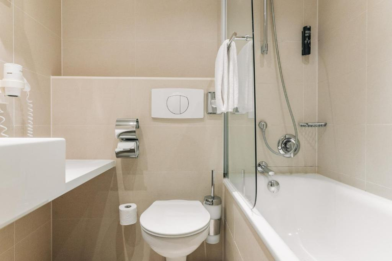 Bathroom 12