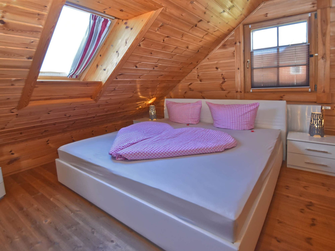 Bedroom 4, Wooden Holiday Home With Sauna, Schwandorf