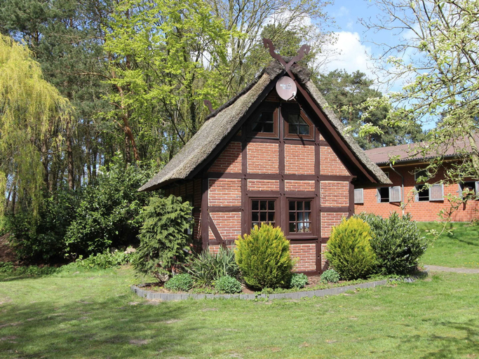 Exterior & Views 2, Ferienhaus in Kirchdorf mit Reiterhof, Diepholz