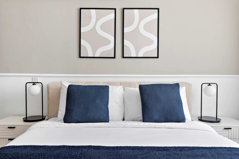 Bedroom 2, Silkhaus Art Residence Sheikh Zayed Road, Dubai