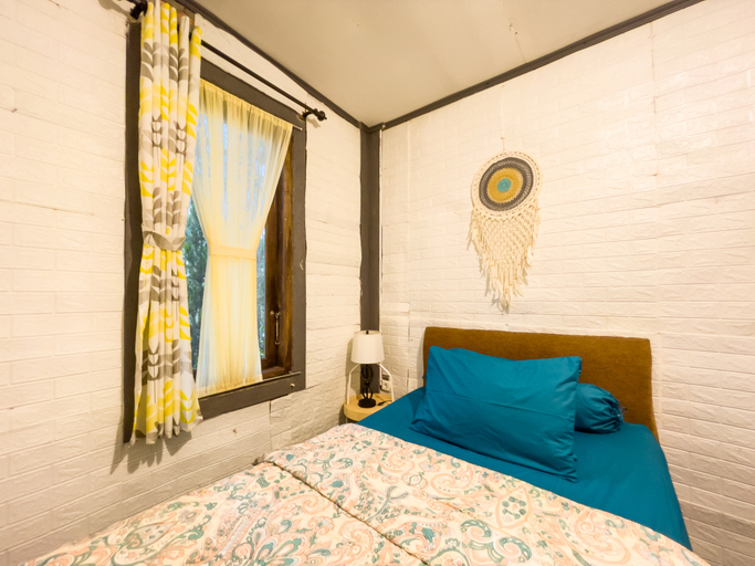 Others 5, Brickstone by Nginapsini, Bogor