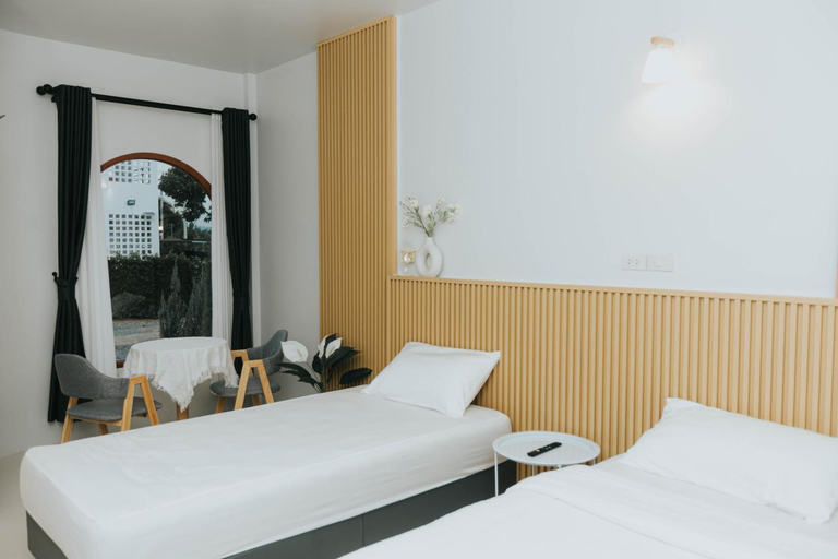 Bedroom 6