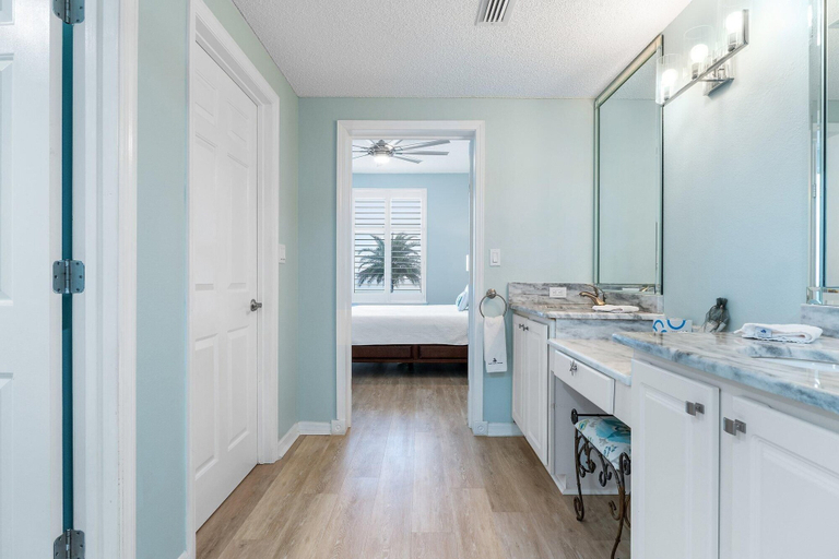 Bathroom 4, Spanish Key 105, Escambia