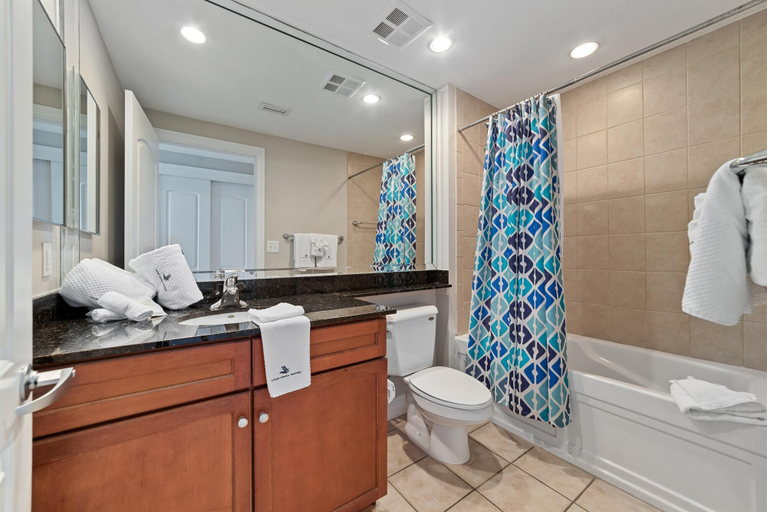 Bathroom 4, Indigo East 906, Escambia