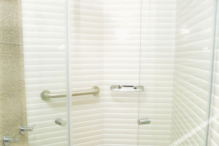 Bathroom 3, Hotel El Marques, Lima