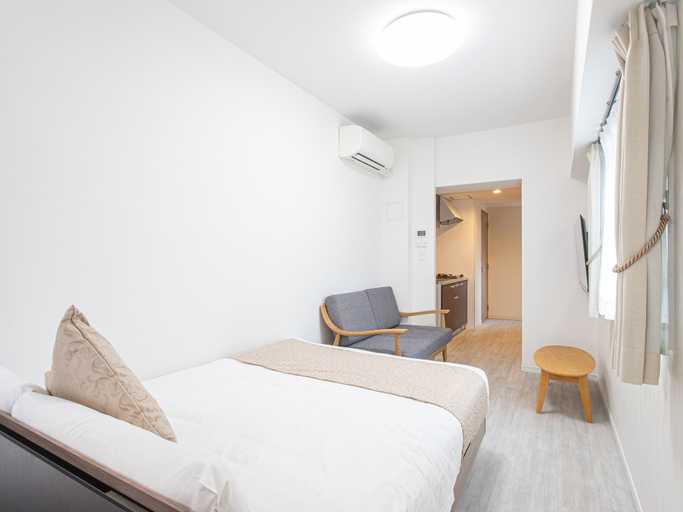 Bedroom 2, Dream Inn Hakata, Fukuoka