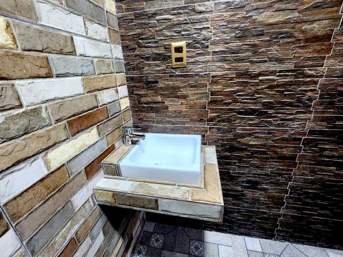 Bathroom 3, Hotel Sal Andina, Antonio Quijarro