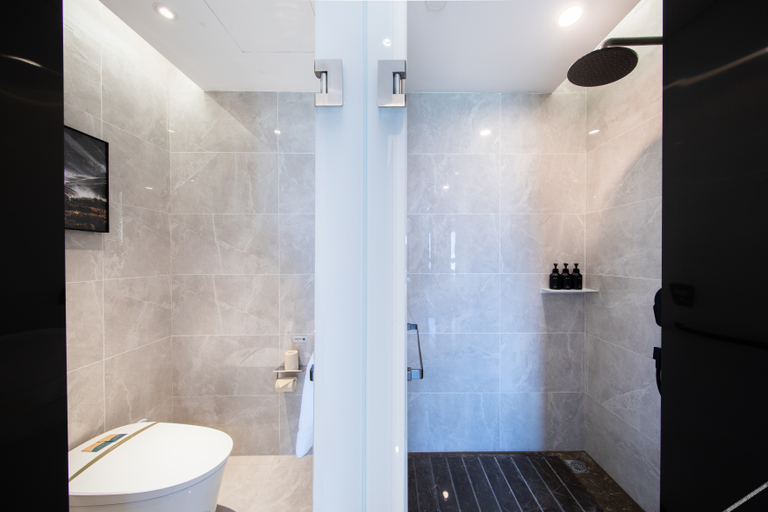 Bathroom 3, Atour S Hotel Jinan CBD Shandong Gangkou Building, Jinan