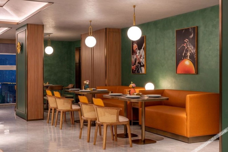 Food & Drinks 4, Orange Hotel Qingdao Wusi Square 3rd Yan'an Road, Qingdao