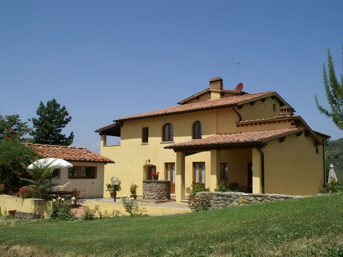 Exterior & Views 1, Holiday Home in Chianti With Pool, Arezzo