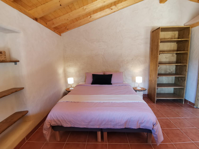New built studio, in nature close to the beach, Odemira