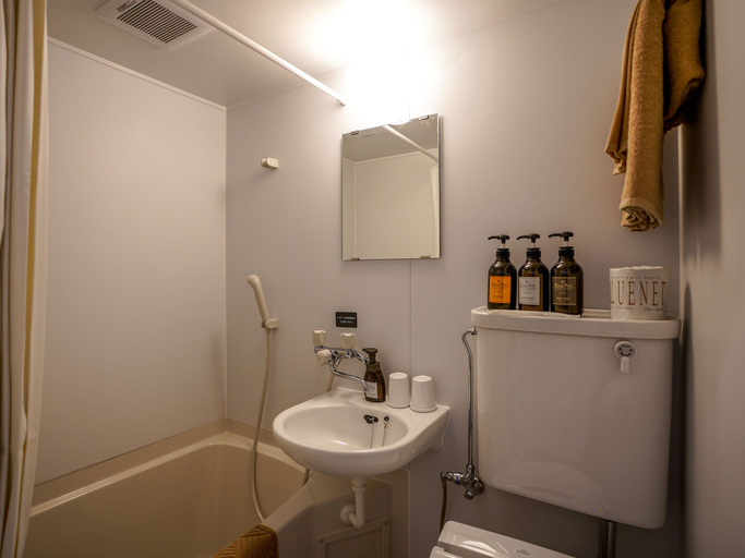 Bathroom 3, HOTEL R9 The Yard Tokoname, Tokoname