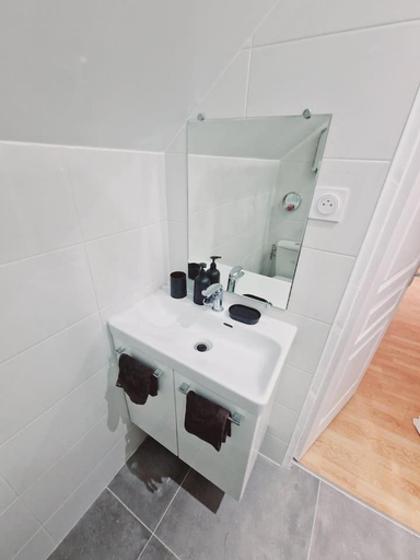 Bathroom 3, Belle chambre d'hotes cosy proche Disneyland, Seine-et-Marne