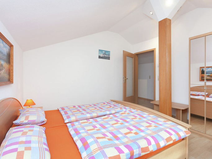 Bedroom 2, Meadow View Cottage in Winterstein Thuringia near Ski Area, Gotha