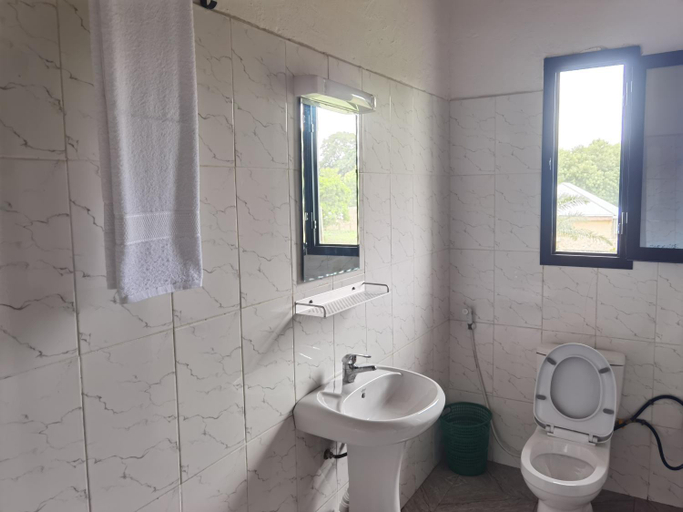 Bathroom, Relais de l'Atakora, Kloto