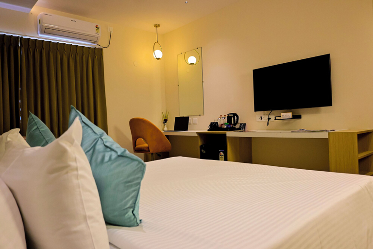 Bedroom 3, Hillside Hotel, Mysore