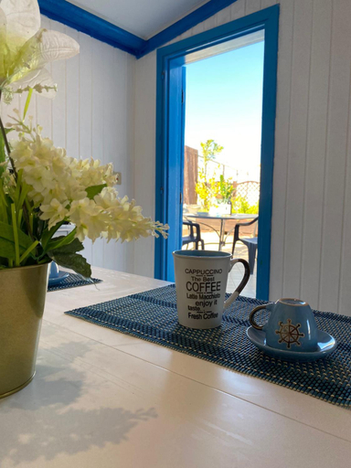 Facilities 5, Blue House, Cagliari