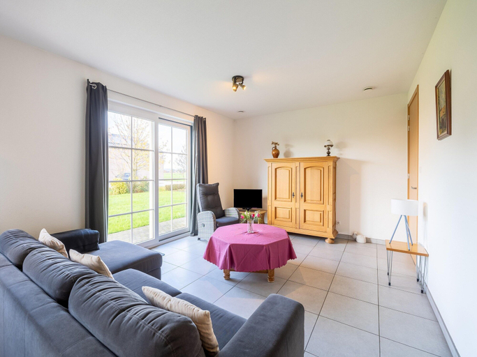 Living room 4, Eco-friendly Apartment With a Garden, Sluis