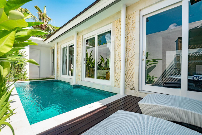 Swimming Pool 14