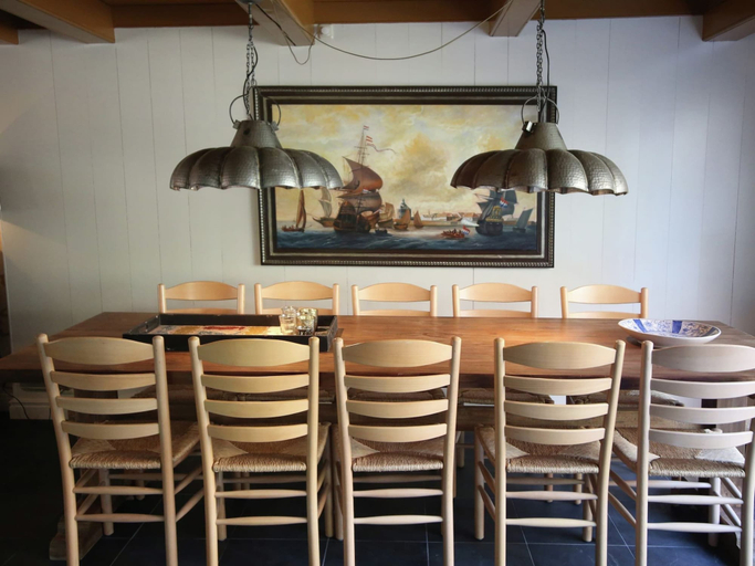 Private kitchen 5, Luxury VOC Stay w/ Views, Enkhuizen