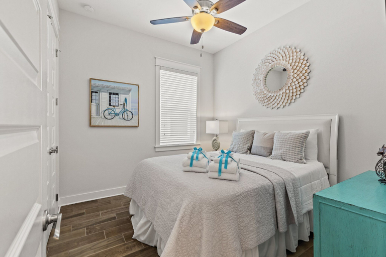 Bedroom 5, 24 York Lane Edgewater Escape, Walton
