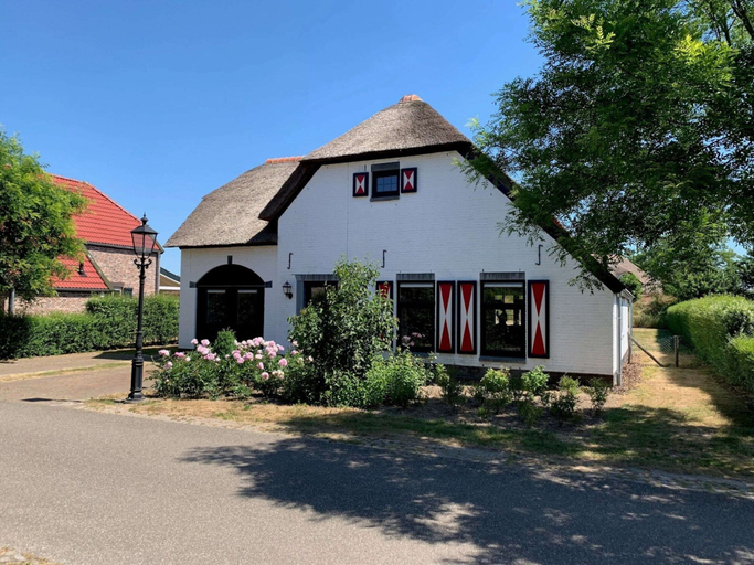 Primary image, Nice Villa With Sauna, Whirlpool & Steam Shower, Roggel en Neer