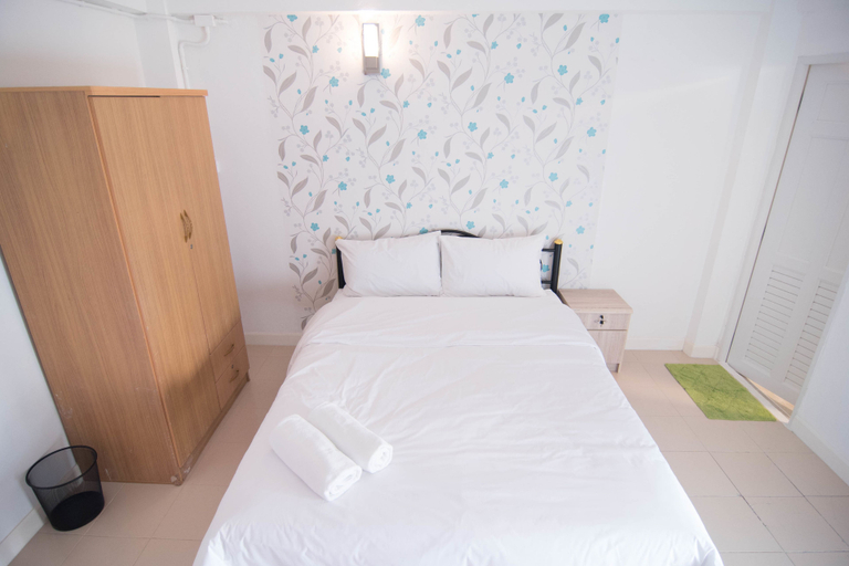 Bedroom 2, Malizon Hotel & Residences, Muang Nonthaburi