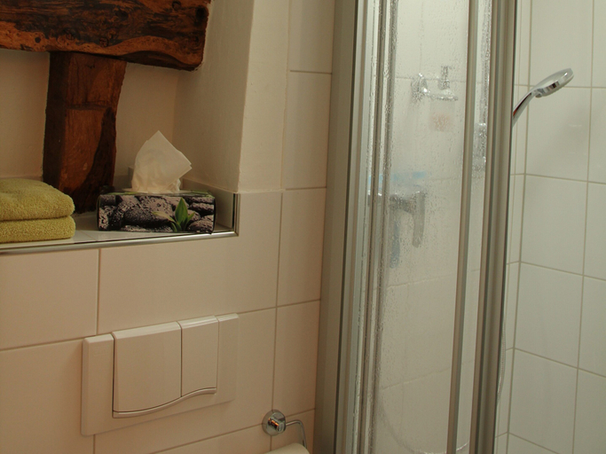 Bathroom 4, Cozy Apartment near Monschau & Eifel National Park, Euskirchen