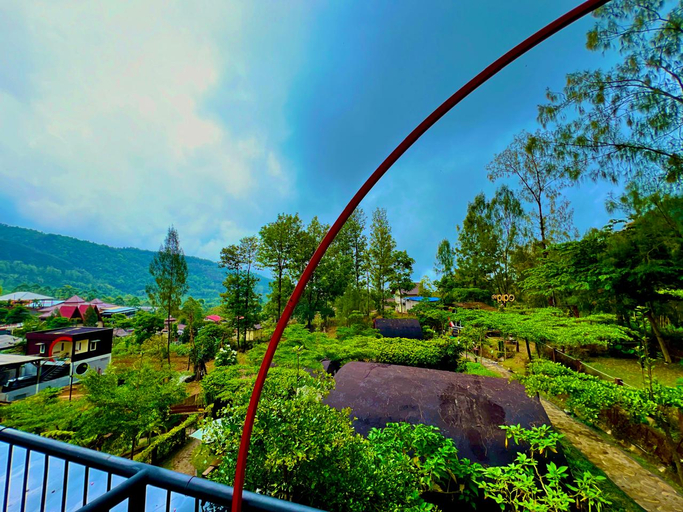 Exterior & Views 5, De'Pipo Homestay, Probolinggo
