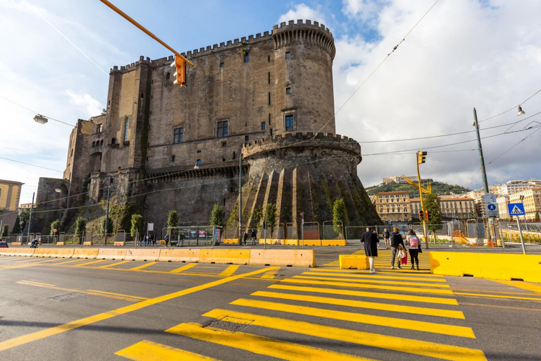 Room 3, Piazza Municipio Blue Apartment by Wonderful Italy, Napoli