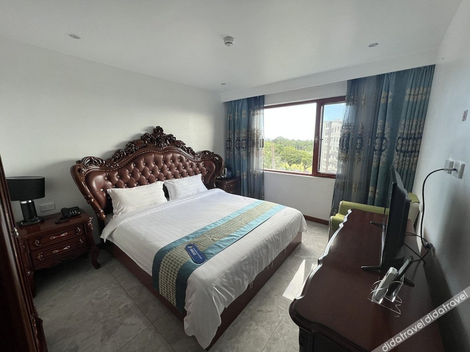 Bedroom 3, James Cook Hotel, Rewa