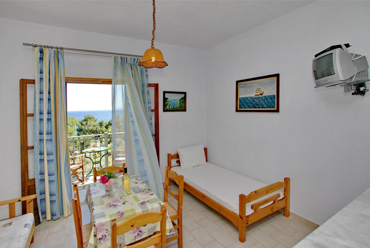 Bedroom 4, Panagiota Studios, Thessaly