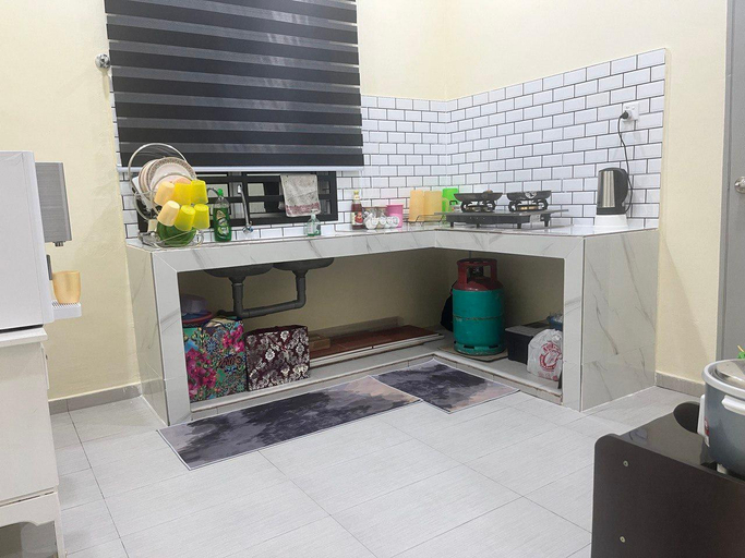 Others 5, Hijrah Cottage, Kuantan