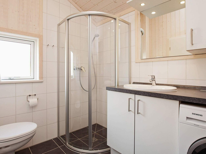 Bathroom, Holiday Home in Großenbrode, Ostholstein