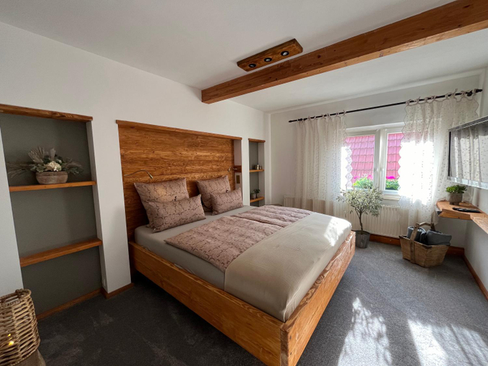 Bedroom 1, Neles Nest, Saale-Holzland-Kreis