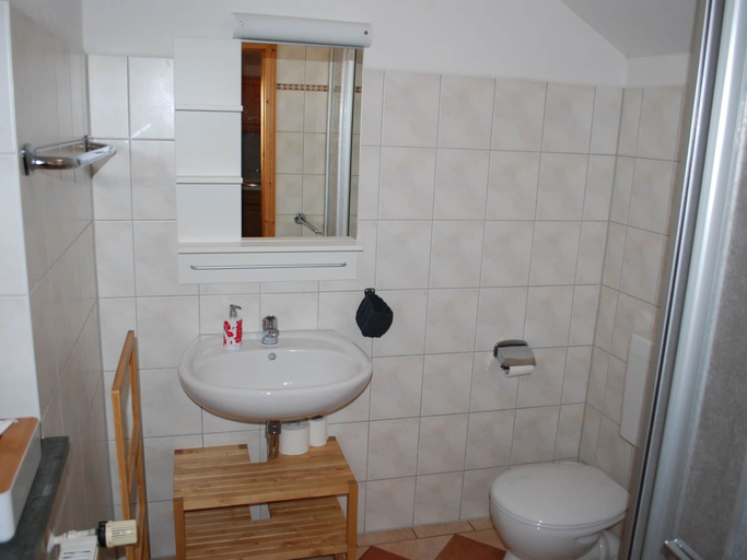 Bathroom 3, Landhaus mit Schwimmbad in Dargun, Mecklenburgische Seenplatte