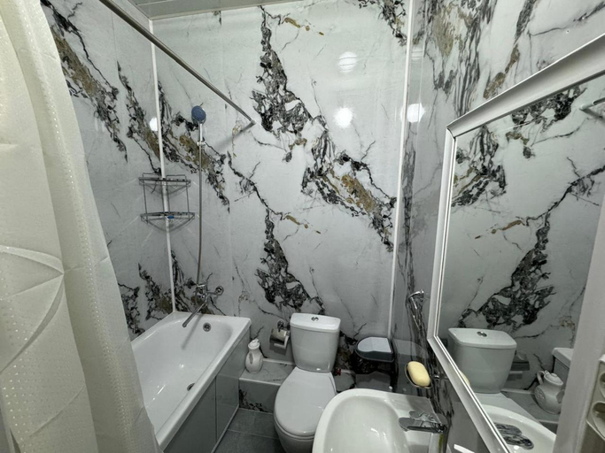 Bathroom 4, Мусафир хостел, халал, Astana City
