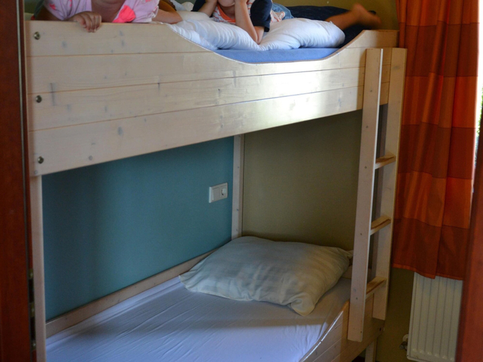 Bedroom 3, Bungalow in Netherlands With Ship-like Design, 's-Gravenzande