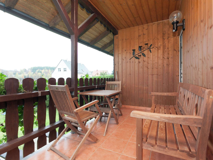 Others 4, Holiday Stay With Terrace, Ilm-Kreis