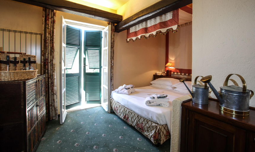 Bedroom 8