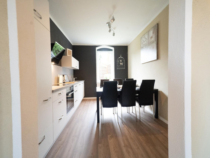Dining 2, Holiday Home With Garden, Mittelsachsen