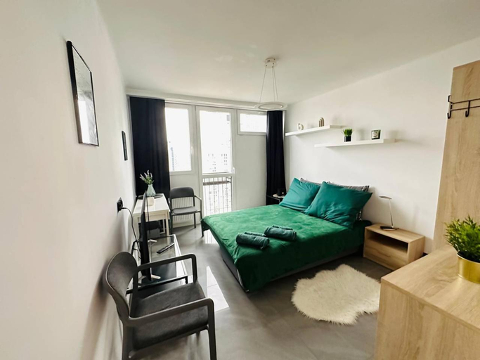 Guestroom, Warsaw City Center Rooms, Warsaw