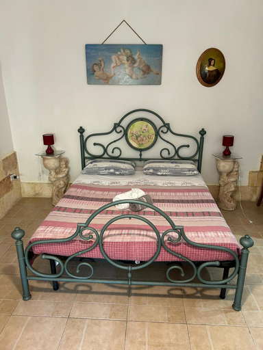Bedroom 2, Chicca Home, Brindisi