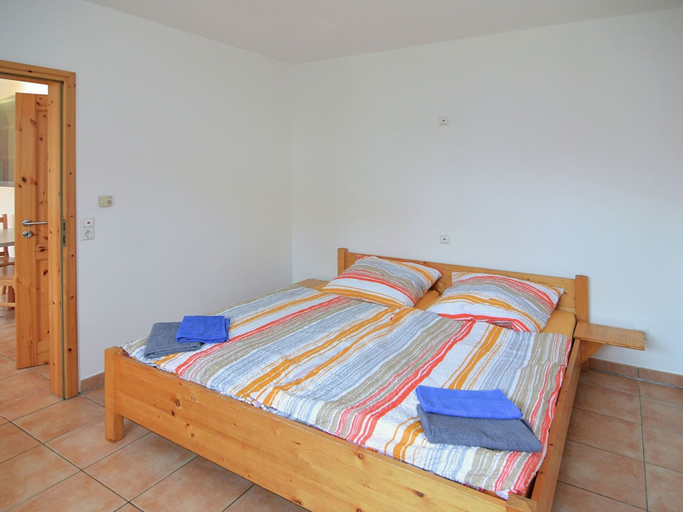 Bedroom 2, Wohnung mit Eigener Terrasse in Huddinge, Waldeck-Frankenberg