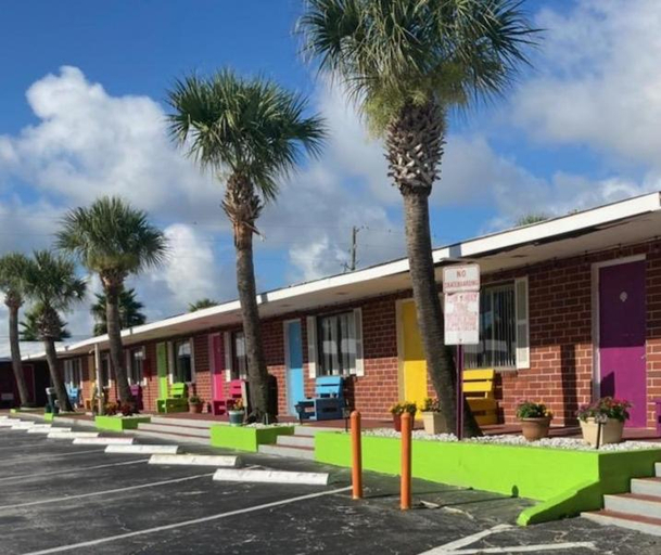 Others 2, Seahorse Inn, Volusia